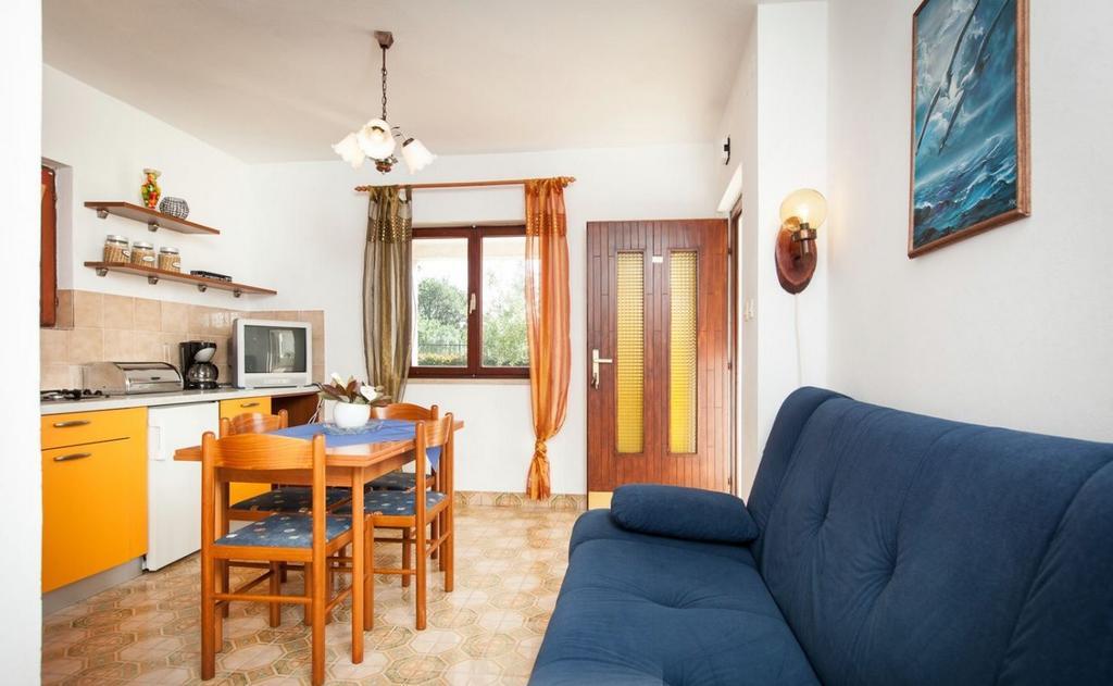 Apartments Hrvatin โรวีน ภายนอก รูปภาพ