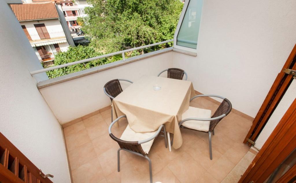 Apartments Hrvatin โรวีน ภายนอก รูปภาพ